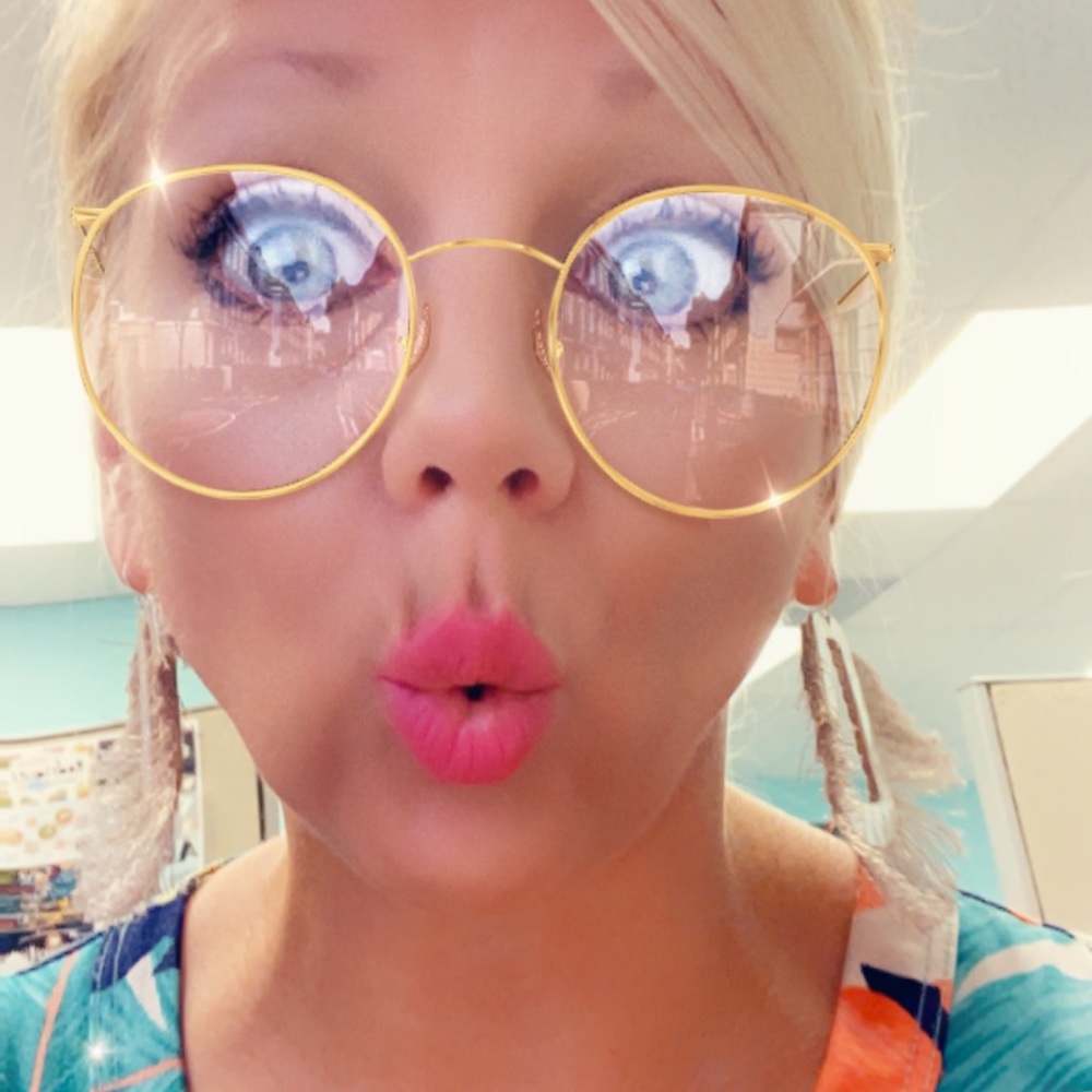 Meet your Posher, Jen